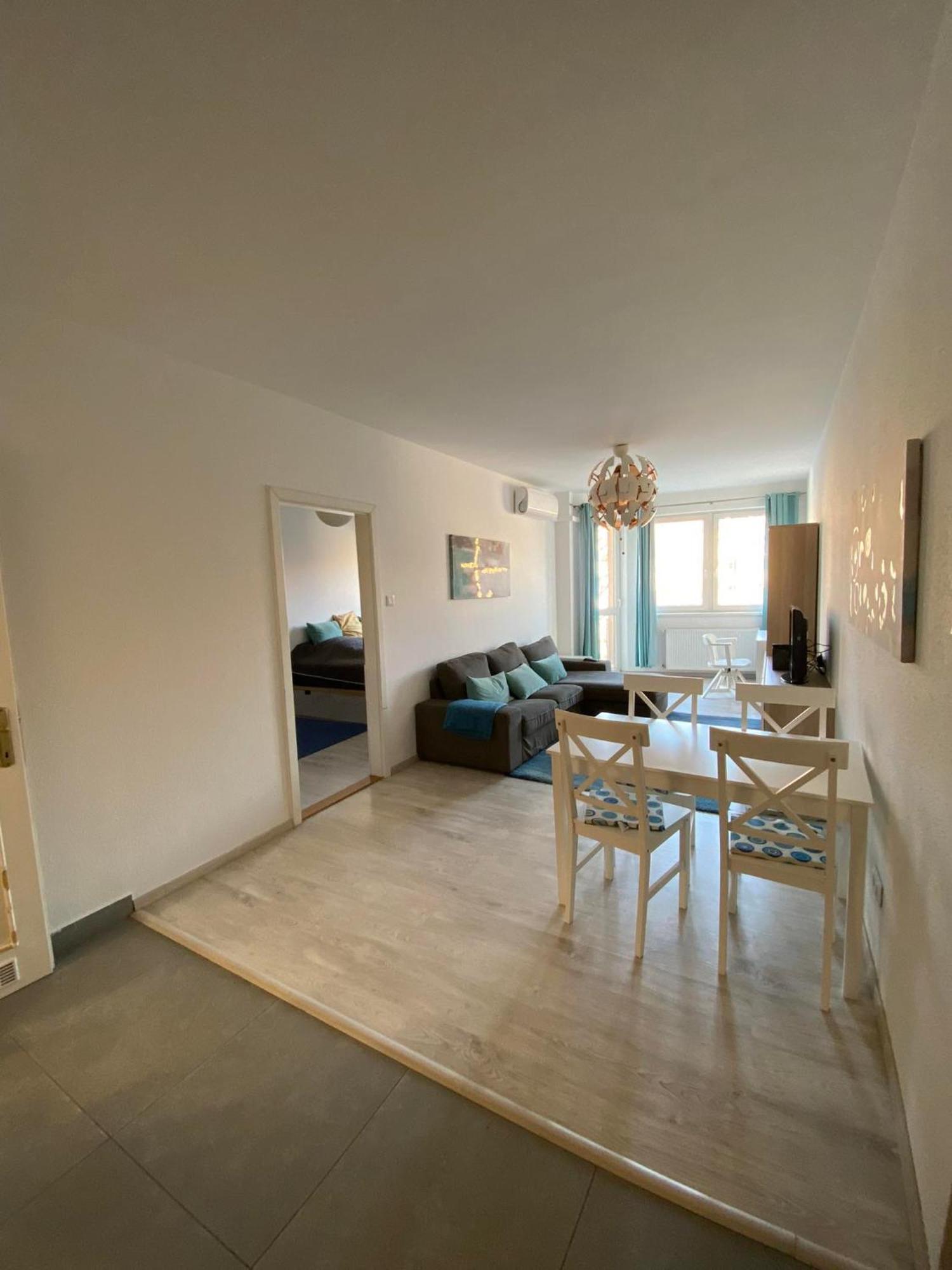 Skylark Cozy Bigger Apartment ブダペスト エクステリア 写真